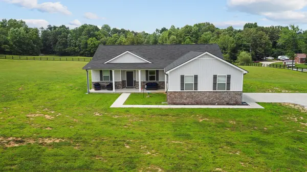 1021 Eljie Rd, Cumberland Furnace, TN 37051-4602
