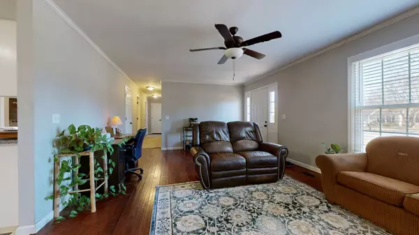 633 Buck Ln, Murfreesboro, TN 37129