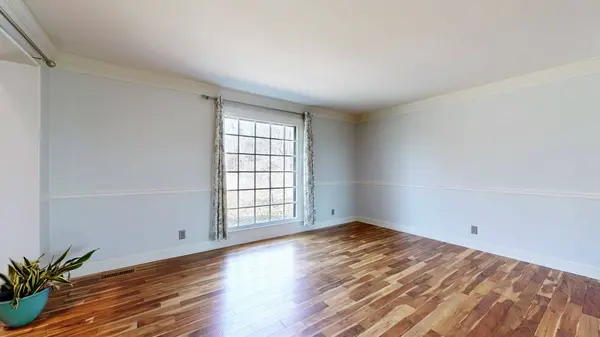 808 Shady Bluff Trl, Clarksville, TN 37043