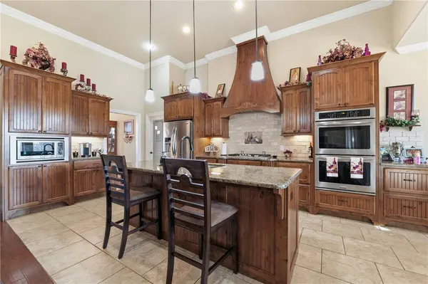 465 S Grandview Ct, Farmington, AR 72730