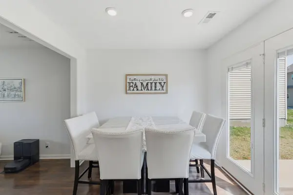 1919 Albarado Trl, Murfreesboro, TN 37128