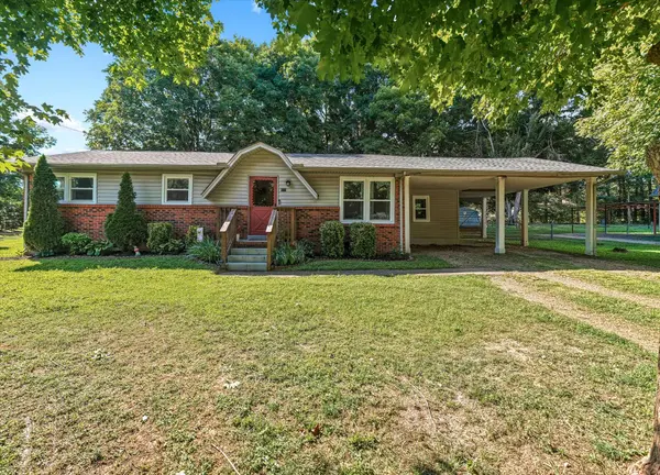 710 Meade Dr