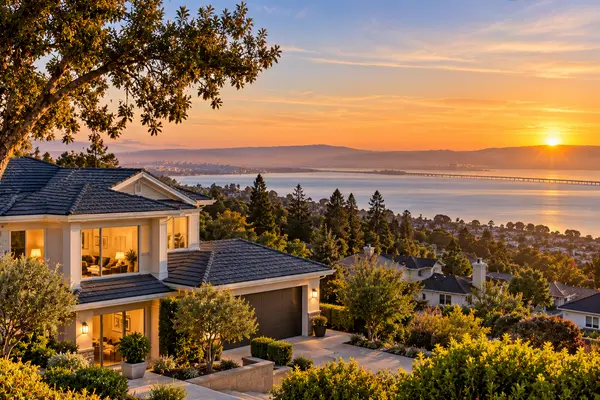 Luxury Hillside Home Overlooking the Bay