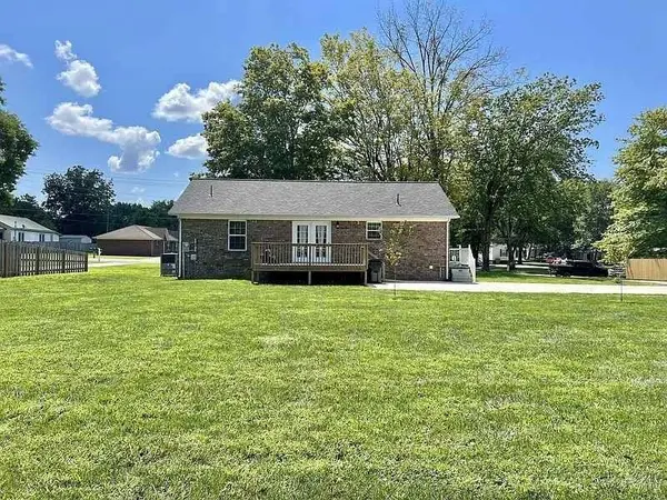 324 Debus St, Lawrenceburg, TN 38464