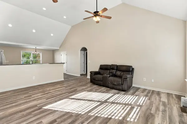 107 Southview Dr, Lewisburg, TN 37091