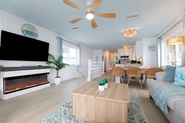 5903 Gulf DR, Panama City Beach, FL 32408