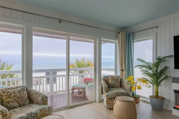 5903 Gulf DR, Panama City Beach, FL 32408