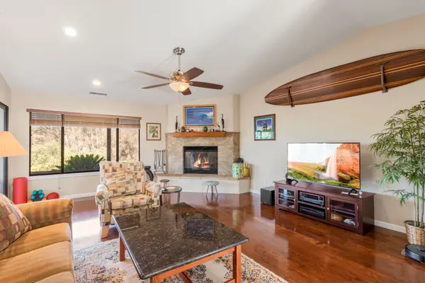 1691 Peppertree Pl, Fallbrook, CA 92028-4465