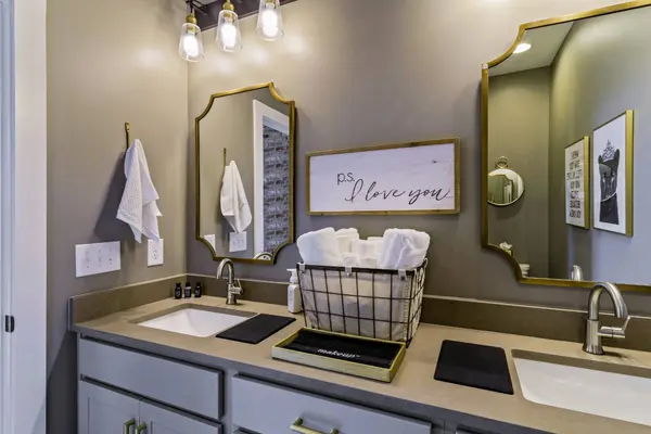 64 Fern Ave #11, Nashville, TN 37207