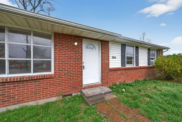 304 Walker St, Clarksville, TN 37042