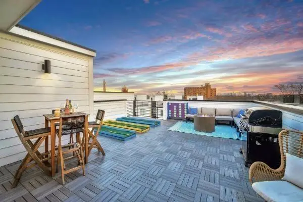 504 Cliff Cir