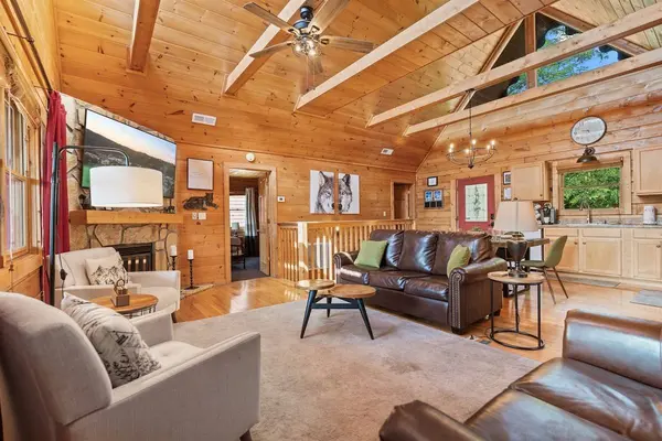 1757 Mountain Shadow Way, Gatlinburg, TN 37738