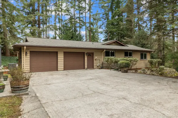 39811 226th Ave SE, Enumclaw, WA 98022-8970