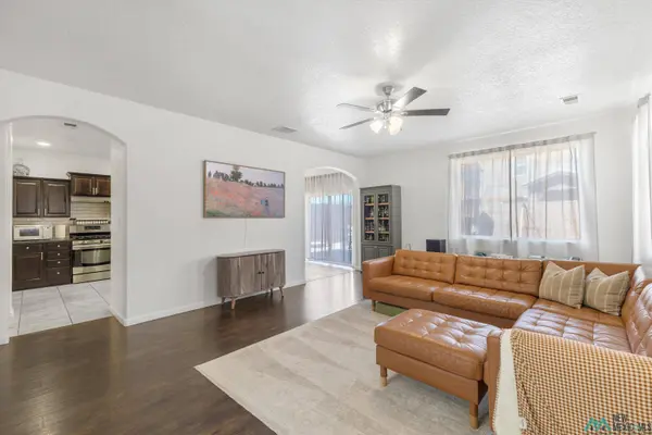 7067 Tempe Ave NW, Albuquerque, NM 87114