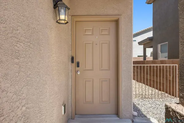 7067 Tempe Ave NW, Albuquerque, NM 87114