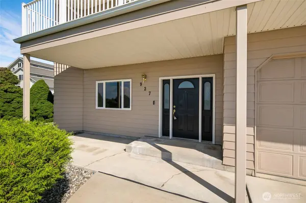 927 Easy ST NE, Moses Lake, WA 98837