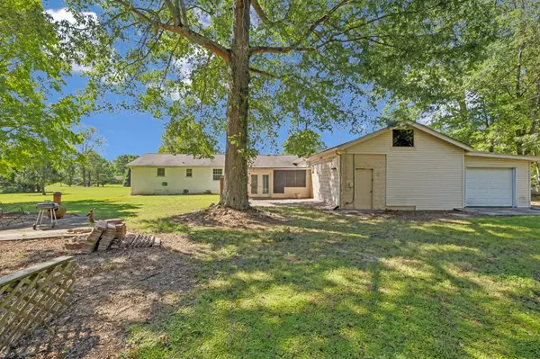 Cedar Hill, TN 37032-9001,1012 Interstate Cir