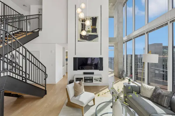 301 Demonbreun St #2016, Nashville, TN 37201