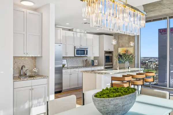 301 Demonbreun St #2016, Nashville, TN 37201