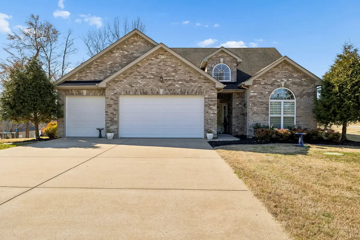 665 Twin View Dr, Murfreesboro, TN 37128-6062