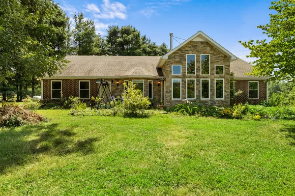 1556 Chestnut Grove Rd, Morrison, TN 37357-6154