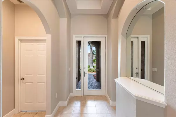 235 DAHLIA CT, Bradenton, FL 34212