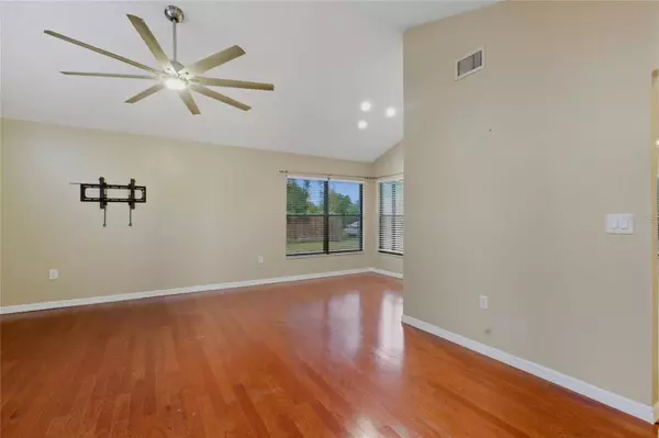 5046 COPPERSTONE CIR, Mulberry, FL 33860