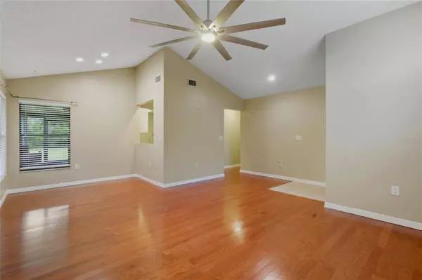 5046 COPPERSTONE CIR, Mulberry, FL 33860