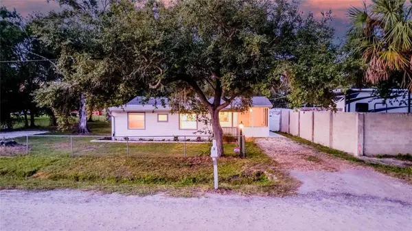 3323 58TH AVE E, Bradenton, FL 34203