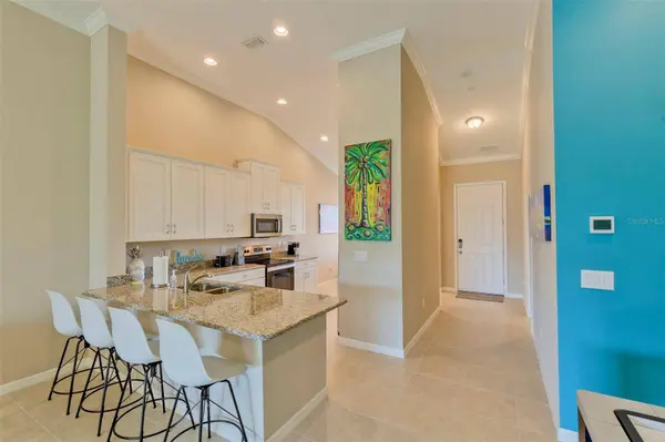 13816 MESSINA LOOP #203, Bradenton, FL 34211