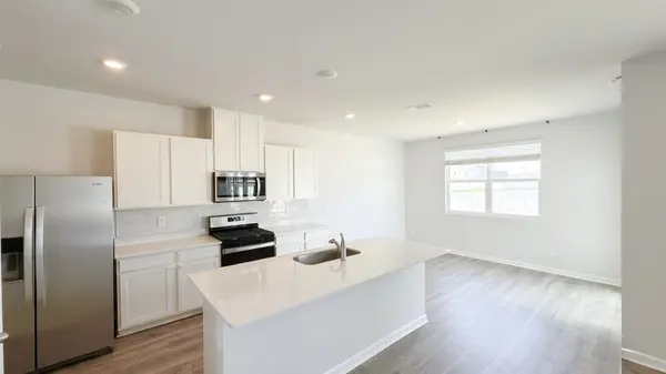 7206 Golden Way, White House, TN 37188