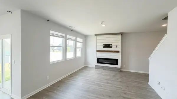 7206 Golden Way, White House, TN 37188