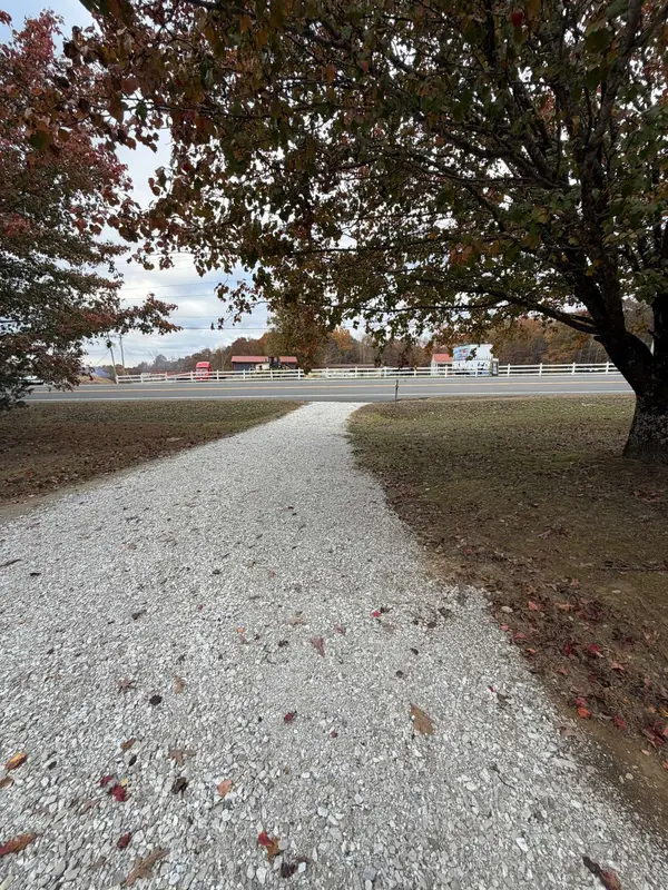 2749 Highway 47 #N, White Bluff, TN 37187
