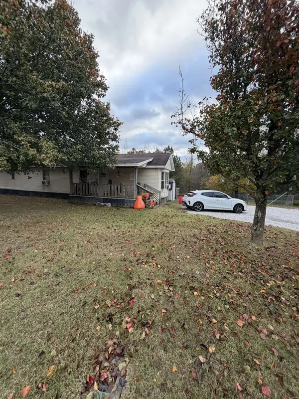 2745 Highway 47 #N, White Bluff, TN 37187