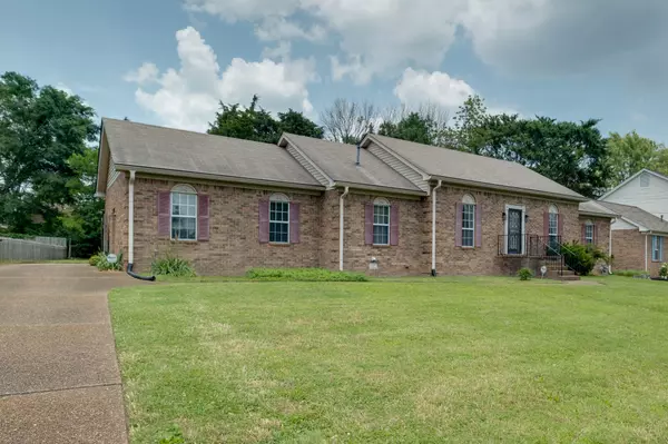 3832 Hillshire Dr, Antioch, TN 37013-1040