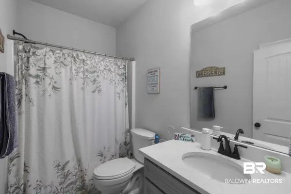23697 Lampkin Dr, Robertsdale, AL 36567