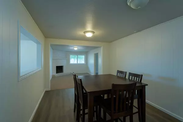 1428 E Simpson, Fresno, CA 93704