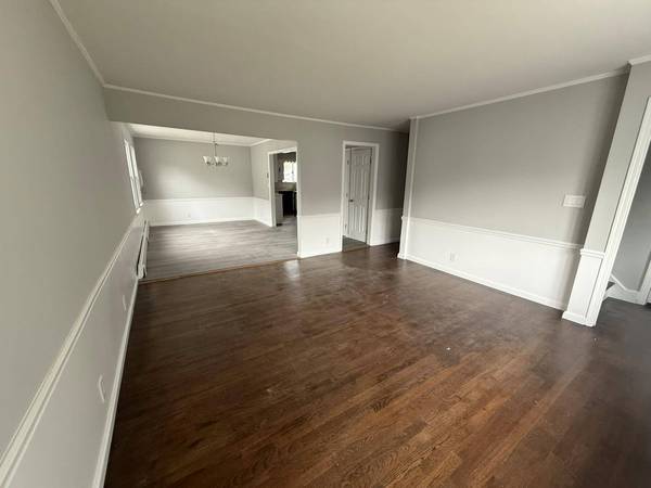 1491 Kiefer AVE, Elmont, NY 11003