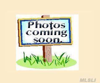 3667 Richard LN, Wantagh, NY 11793