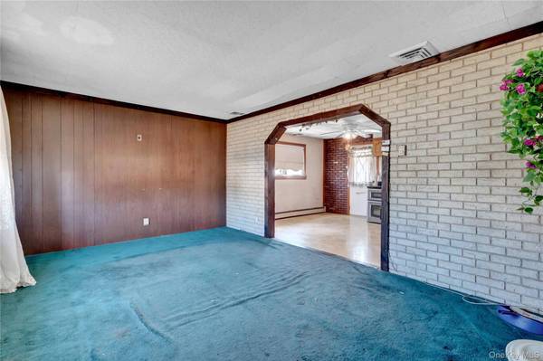 258 Belmont AVE, East Meadow, NY 11554