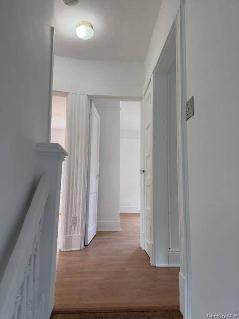 108 Earle AVE, Lynbrook, NY 11563
