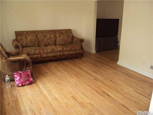 1034 Tulsa ST, Uniondale, NY 11553