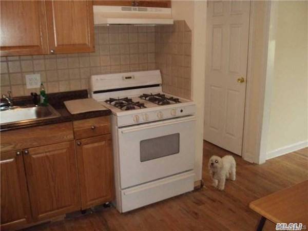 1034 Tulsa ST, Uniondale, NY 11553