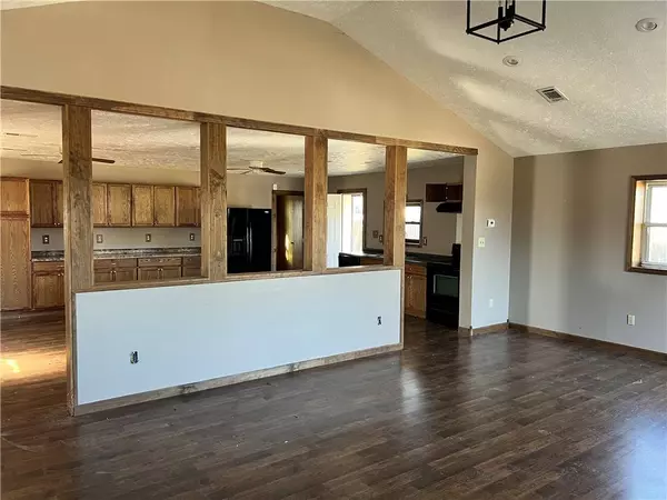 4807 Garvers Ferry Rd, Allegheny Twp - Wml, PA 15068