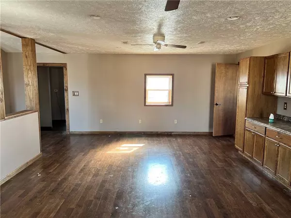 4807 Garvers Ferry Rd, Allegheny Twp - Wml, PA 15068