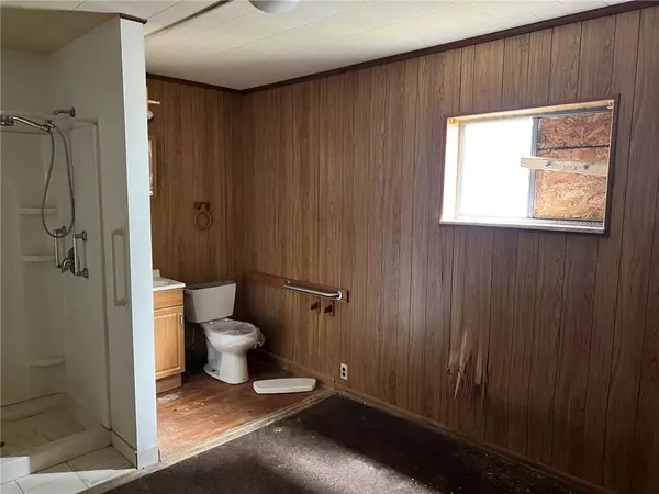 505 Monongahela Ave, Glassport, PA 15045