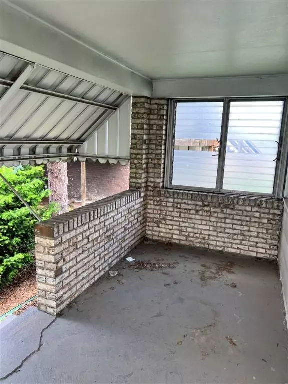 505 Monongahela Ave, Glassport, PA 15045