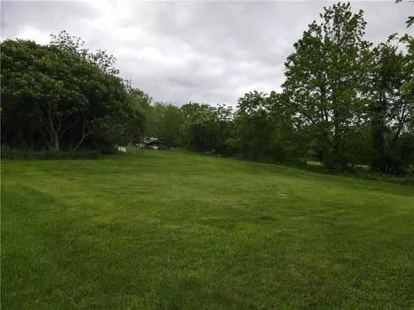 273 S Greengate Rd, Hempfield Twp - Wml, PA 15601