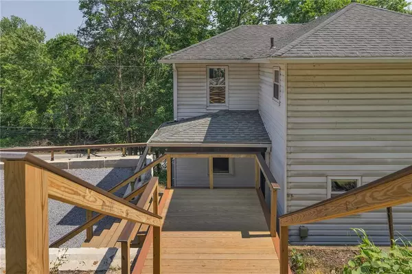 612 Franklin St, Freeport Boro, PA 16229