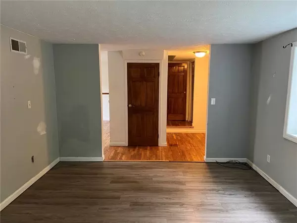 4 Lou Anne Ln, Murrysville, PA 15626